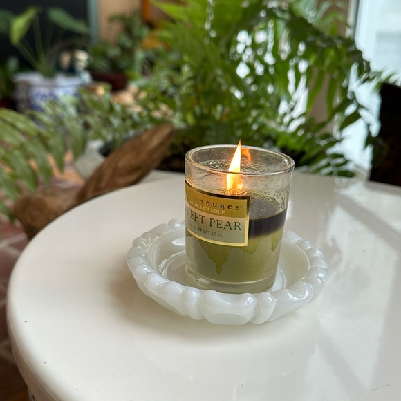 Vintage Milk Glass Coaster - Picture 1 of 6